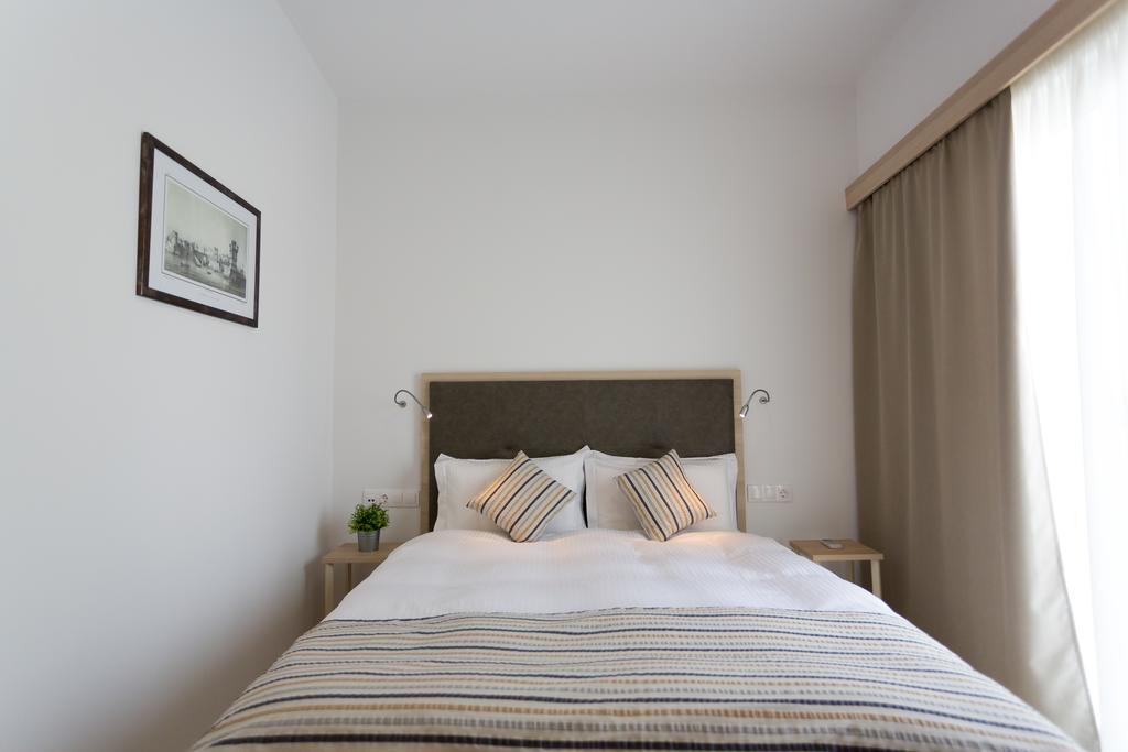 The Perfect Spot Luxury Apartments Rhodes City Exteriör bild